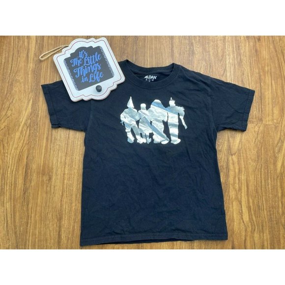 Kids Wizard of Oz Characters T Shirt Gildan‎ Black - Picture 1 of 11